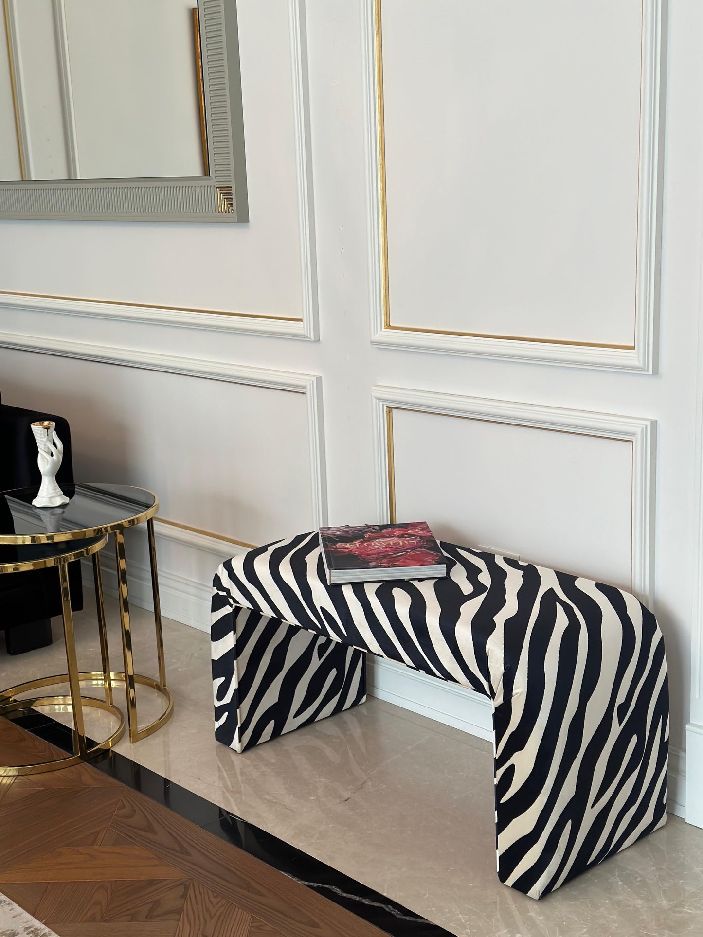 Zebra Bench