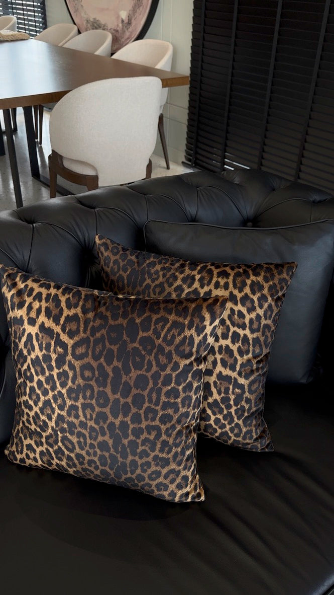 Leopar Kırlent Kılıfı