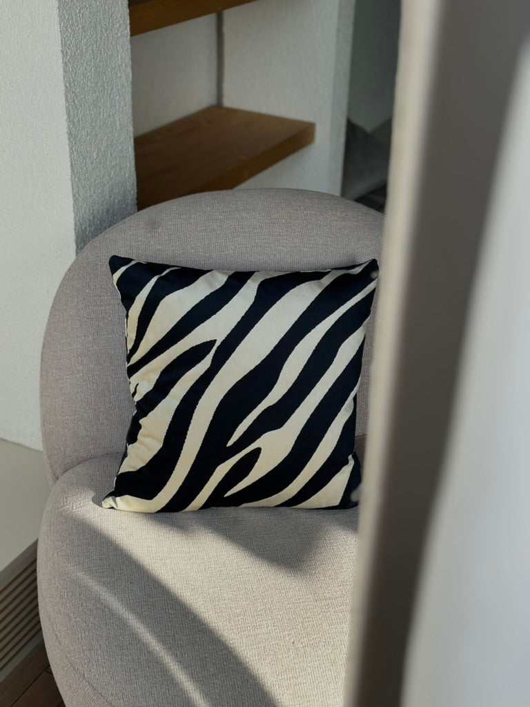 Zebra Kırlent Kılıfı