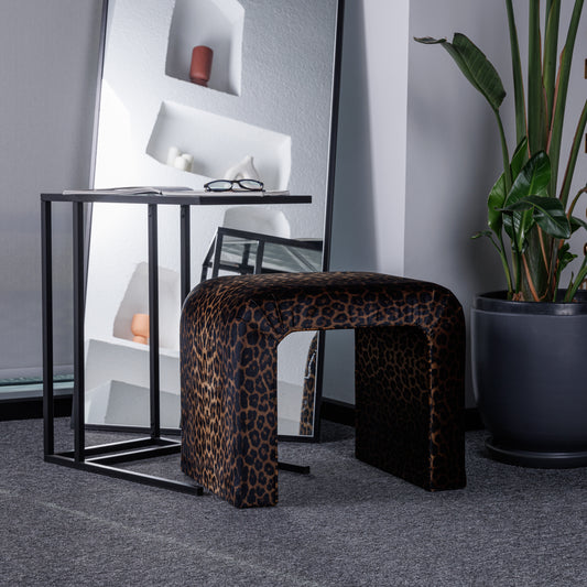 Leopar Stool
