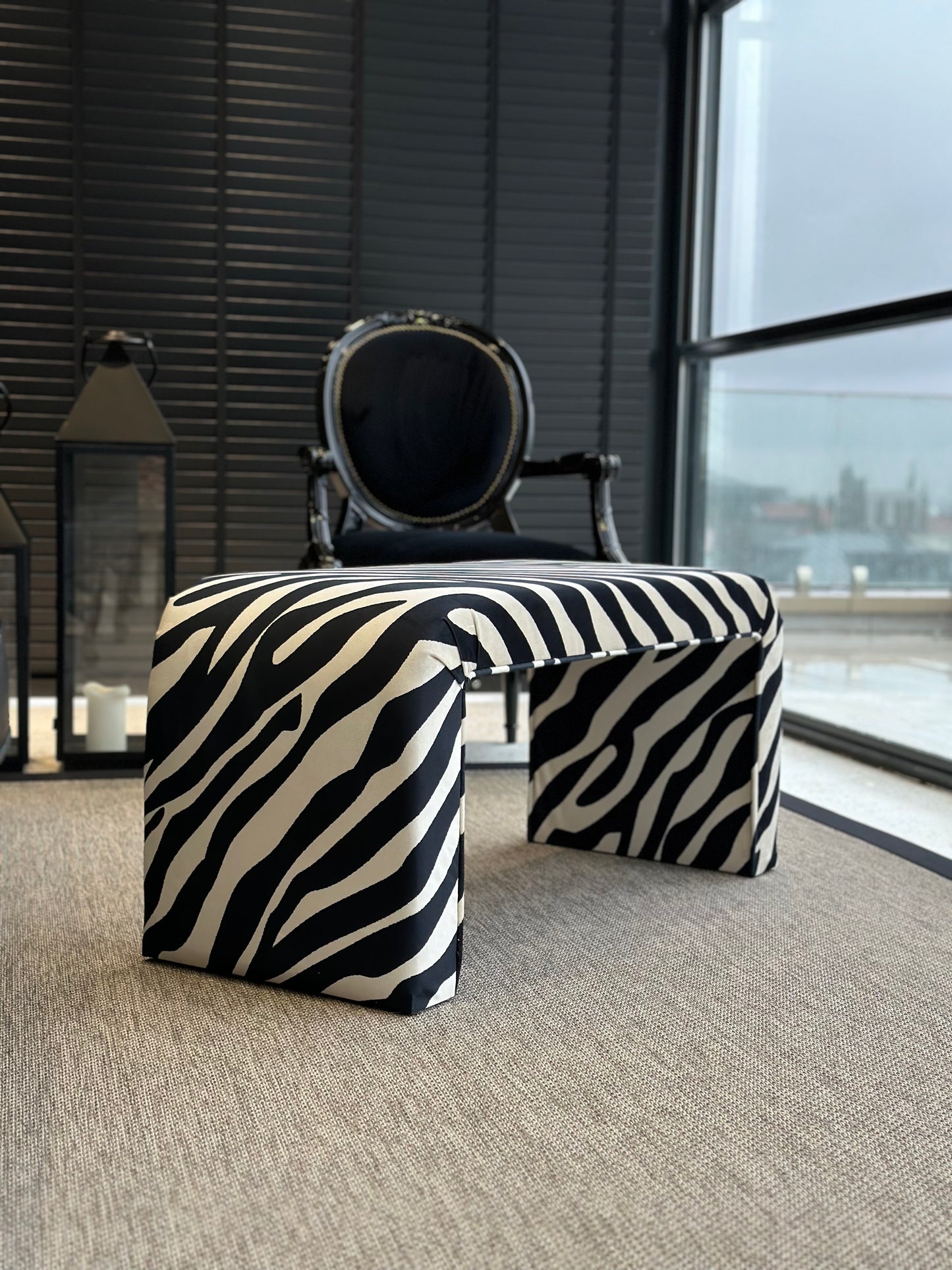 Zebra Bench