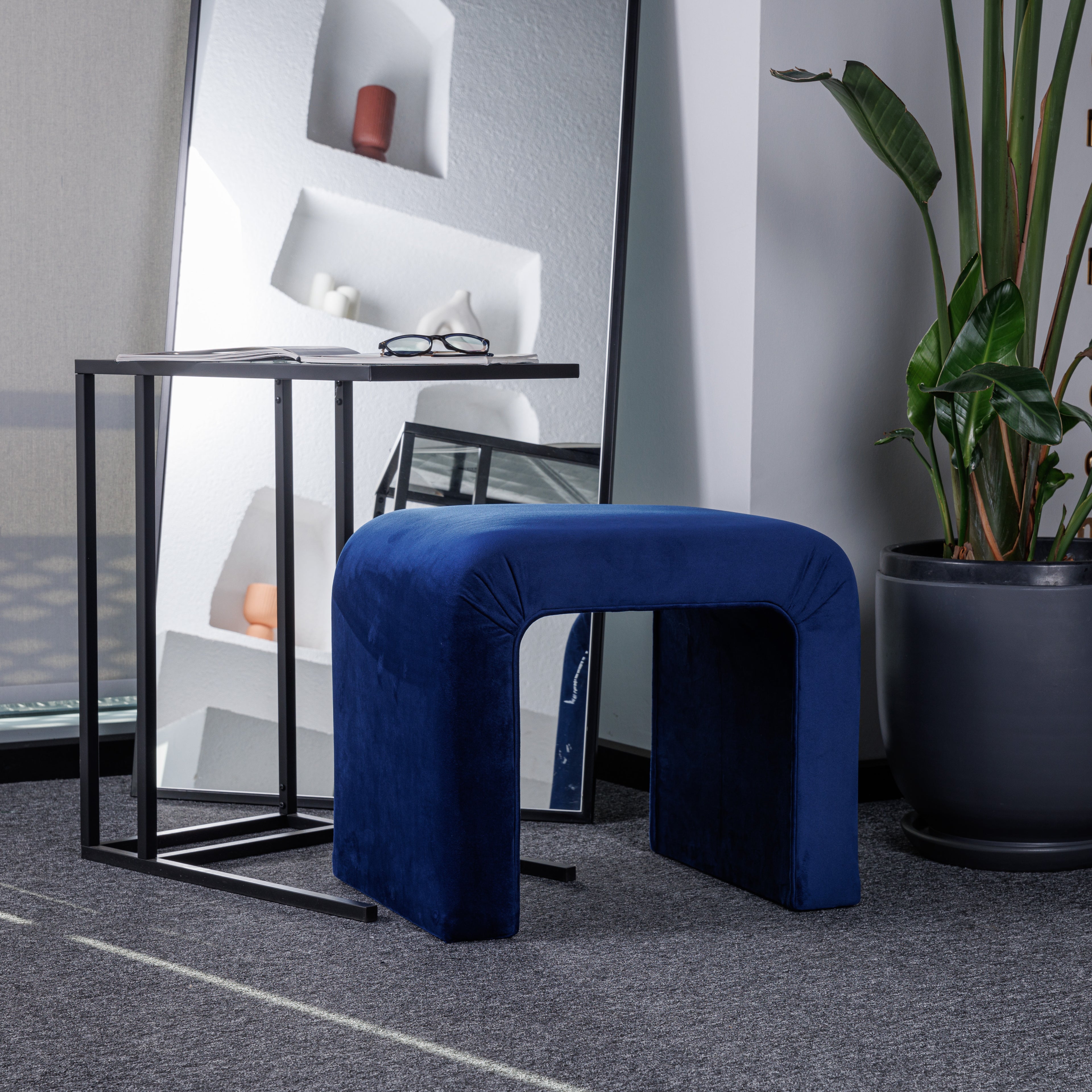 Marine Stool