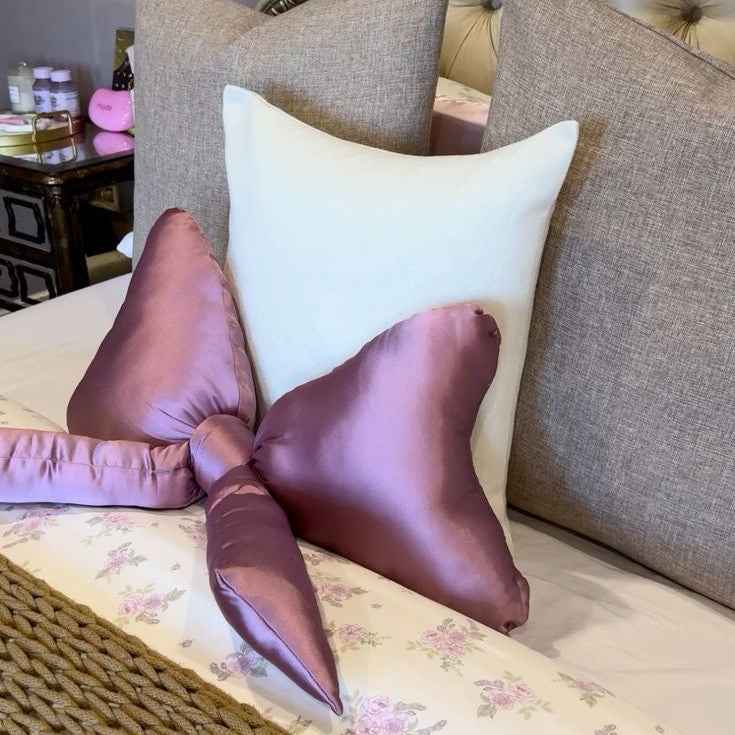 Blush Bow Kırlent