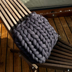 Charcoal Chunky Kırlent