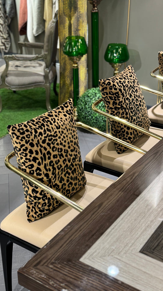 Leopar Kırlent Kılıfı