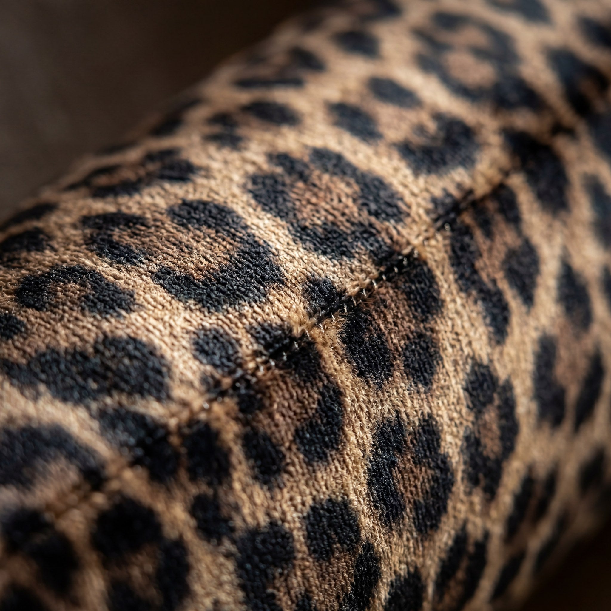 Leopar Bel Minderi Kılıfı
